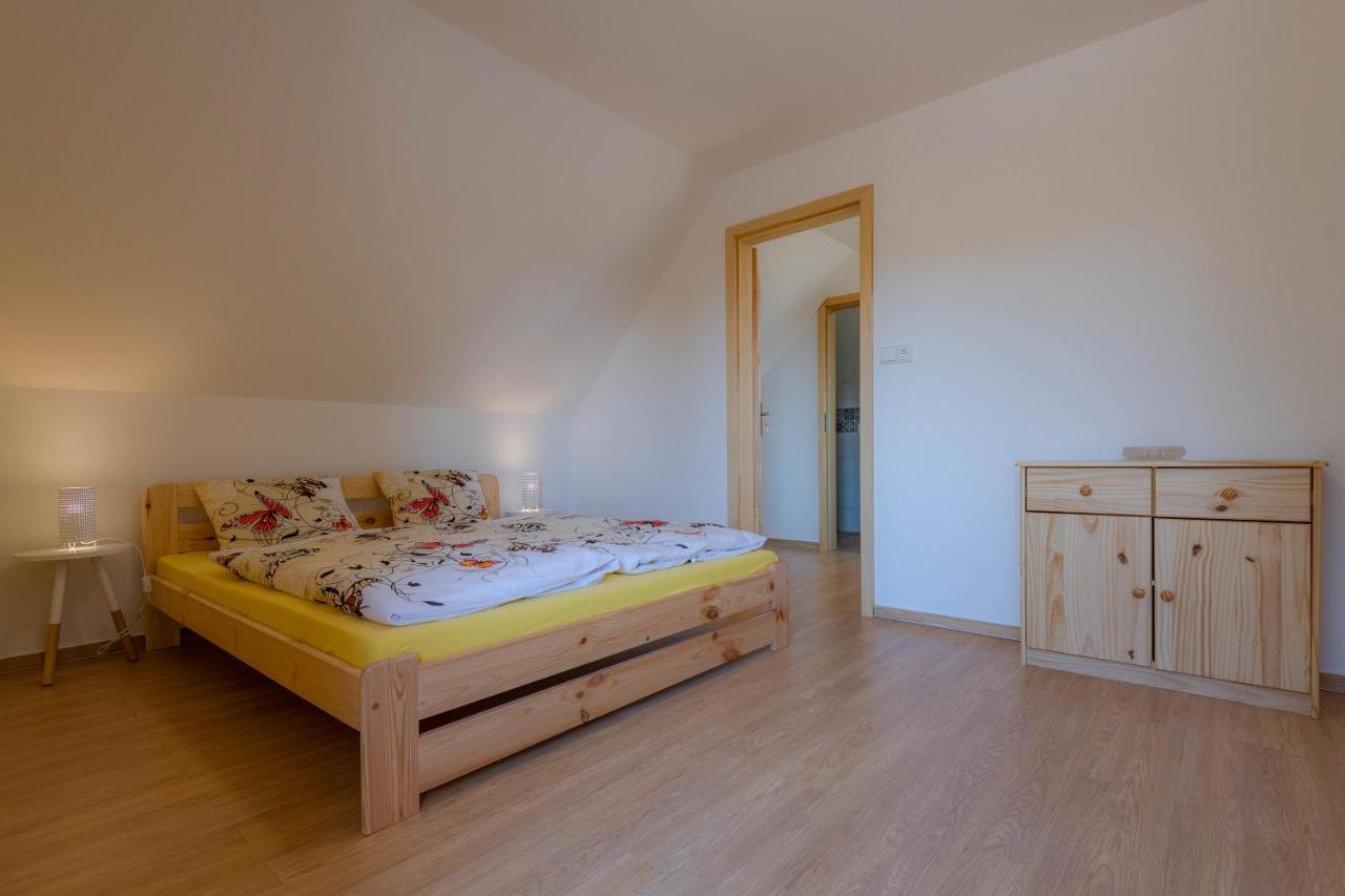 Vcelarstvi Pod Svatym Florianem * Znojmo